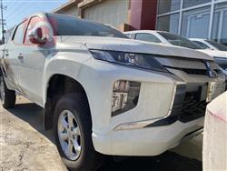 میتسوبیشی L200